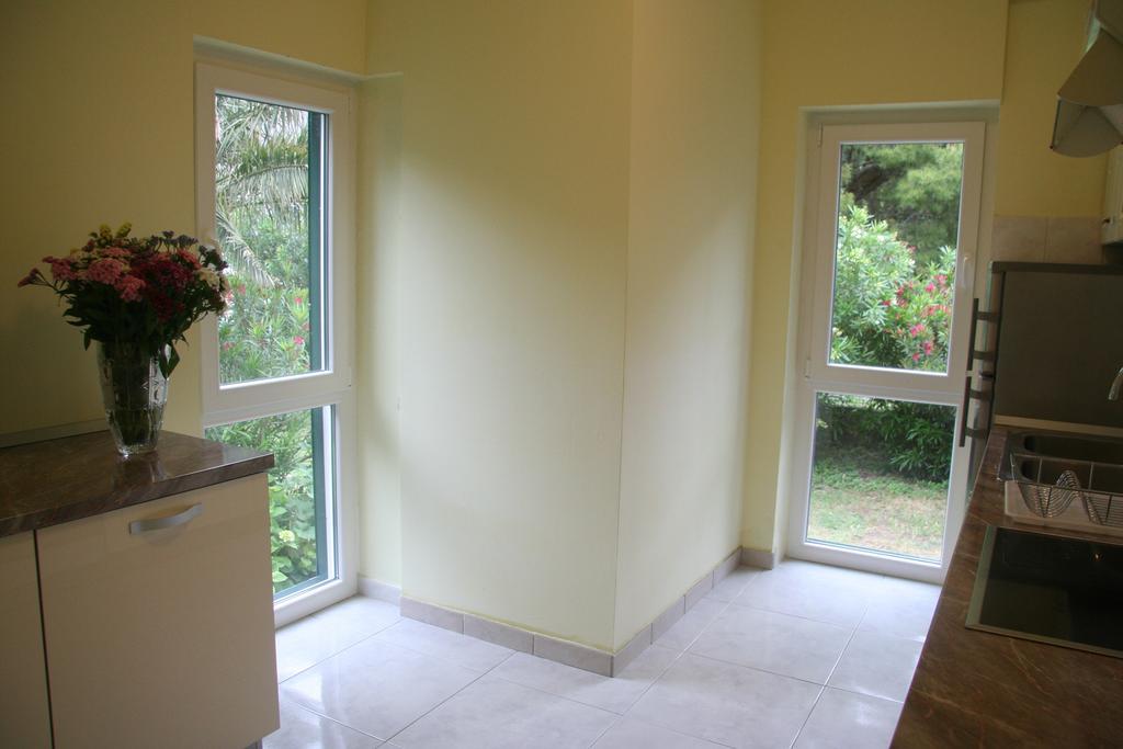 Sabina Apartments Omis Phòng bức ảnh